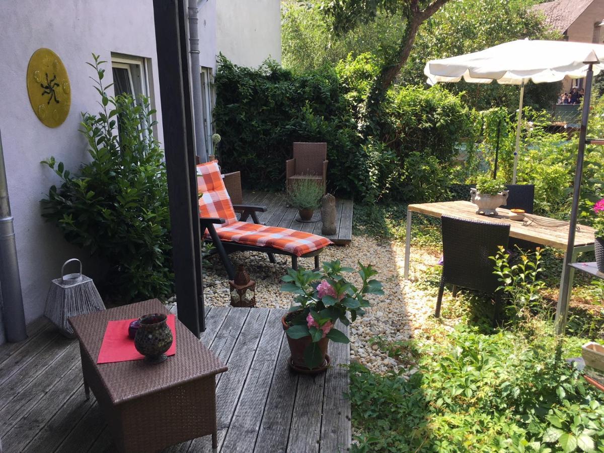 Gaestehaus Klaus Mendig Bagian luar foto