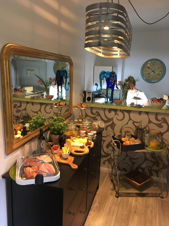 Gaestehaus Klaus Mendig Bagian luar foto