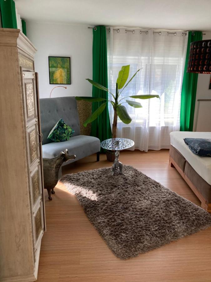 Gaestehaus Klaus Mendig Bagian luar foto